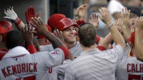 Policía busca bomba en estadio de Detroit durante partido