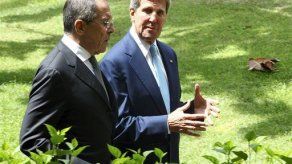 Kerry satisfecho con desarme químico de Siria
