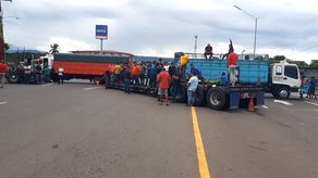 Los transportistas se situaron en el cruce de Gualaca.