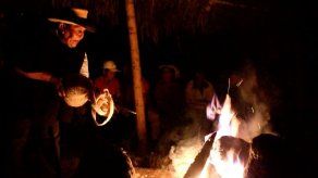 De la guerrilla a la madre tierra: el regreso de jóvenes indígenas en Colombia