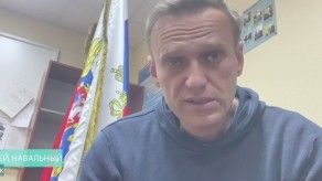 Un tribunal ruso ordena la encarcelación de Navalni hasta el 15 de febrero