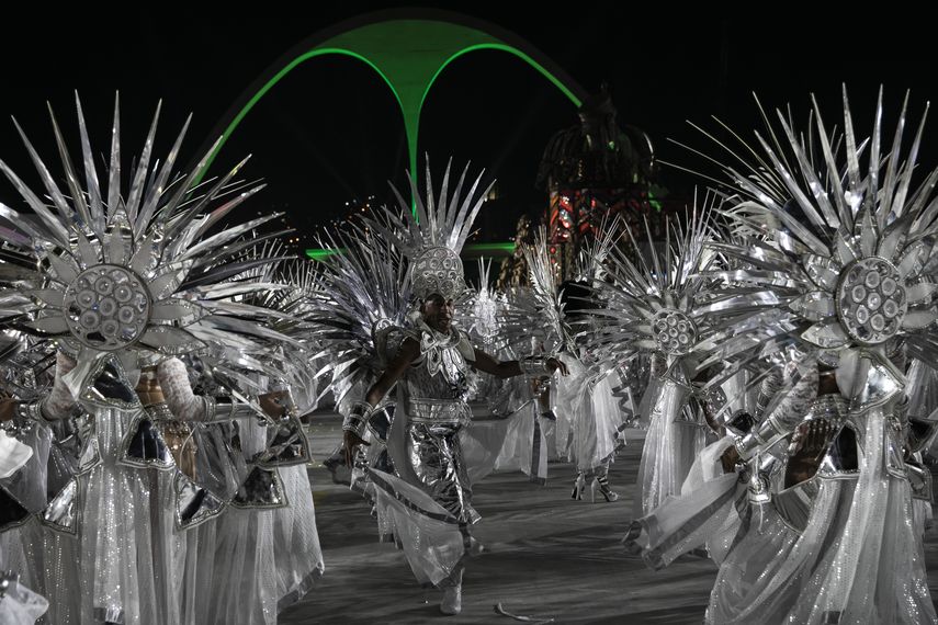 Sao Paulo también inició su desfile de Carnaval el viernes por la noche.&nbsp;