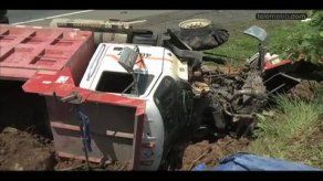 Tranque en Loma Cová hacia ambos sentidos por accidentes