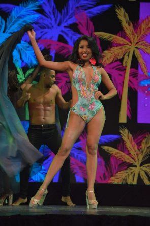Desfile en traje de baño en la escogencia de la reina del Carnaval 2020