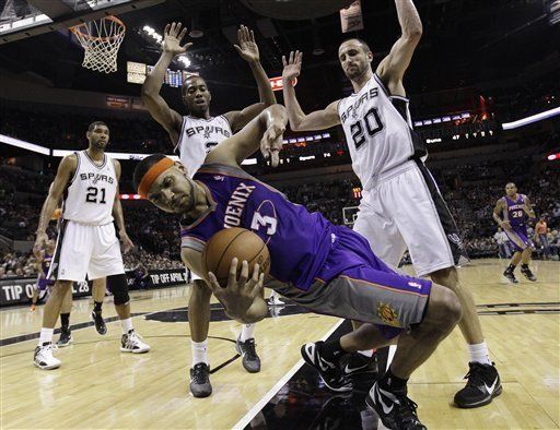 Spurs a un juego de Oklahoma City; Clippers se acerca a Lakers