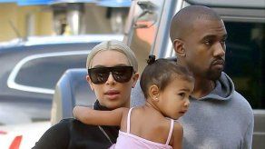 Kim Kardashian fue víctima de comentarios racistas a bordo de un avión