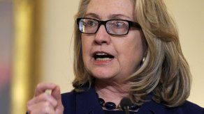 Clinton usó correo privado para recibir información secreta