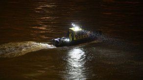 Operaciones de búsqueda del naufragio de Budapest extremadamente peligrosas