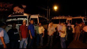 Transportistas de Panamá Este en paro esperan reunión con autoridades Transportistas de Panamá Este en paro esperan reunión con autoridades