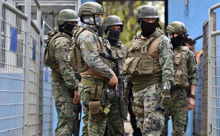 Militares ingresan a cárcel de Ecuador tras una nueva masacre