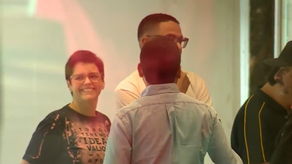 Diputados de la Asamblea Nacional se reúnen.