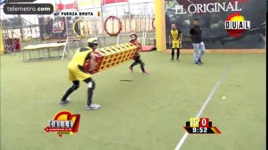 Calle 7 Panamá - Fuerza Bruta Rojos