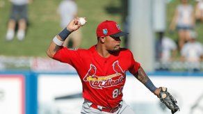 Edmundo Sosa sube a Grandes Ligas con los Cardenales