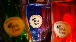 FDA subestima riesgo del bisfenol en biberones (expertos)