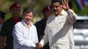 Maduro asegura que hablará con franqueza en reunión con Santos