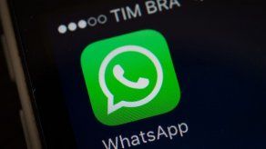 Usuarios reportan en redes sociales caída del servicio de WhatsApp