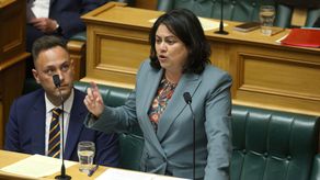 La ministra de Investigación, Ciencia e Innovación de Nueva Zelanda y ministra adjunta de Salud, Ayesha Verrall.