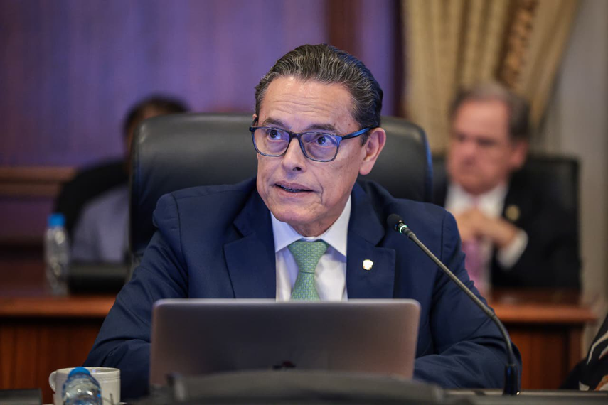 Ministro Frank Ábrego firma acuerdo de seguridad con EE. UU.