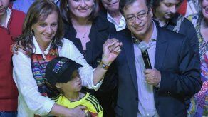 Congresistas de Alianza Verde se adhieren a Petro para elecciones en Colombia