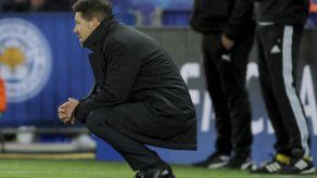 El Atlético gana al Espanyol y mantiene alejado al Sevilla