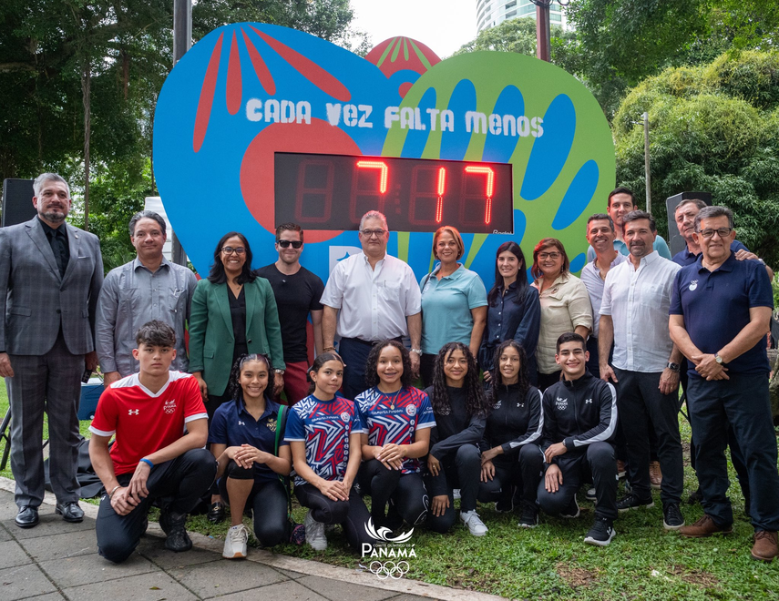 Develan reloj de cuenta regresiva para los IV Juegos Suramericanos de la Juventud Panamá 2026.