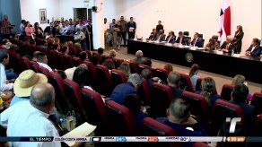 Inicia debate del proyecto de contrato minero con voces a favor y en contra