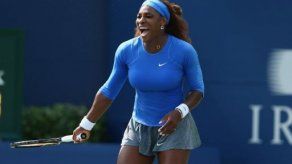 Serena sigue firme en Premier de Toronto al vencer a la belga Flipkens