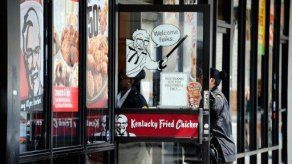 KFC y Pizza Hut cierran restaurantes en Nepal por amenazas