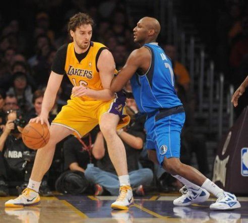 Pau Gasol cree que no se moverá de los Lakers