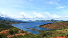 Viaja a Colombia para disfrutar del Lago Calima