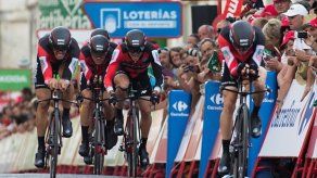 El BMC gana primera etapa de la Vuelta