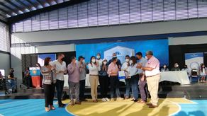 Entrega de la orden de proceder del proyecto de rehabilitación de caminos agropecuarios de laprovincia de Panamá Oeste.