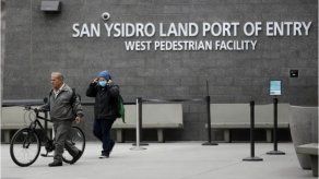 El número de ciudadanos de Estados Unidos que fueron sorprendidos tratando de cruzar la frontera con droga era cerca del doble que el de mexicanos.