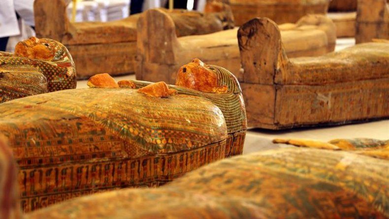 Presentan en Luxor 30 sarcófagos de unos 3.000 años de antigüedad