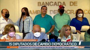 Expulsan y revocan mandato a 15 diputados disidentes de Cambio Democrático
