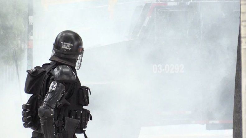 Explosión deja cinco heridos en una universidad de Bogotá