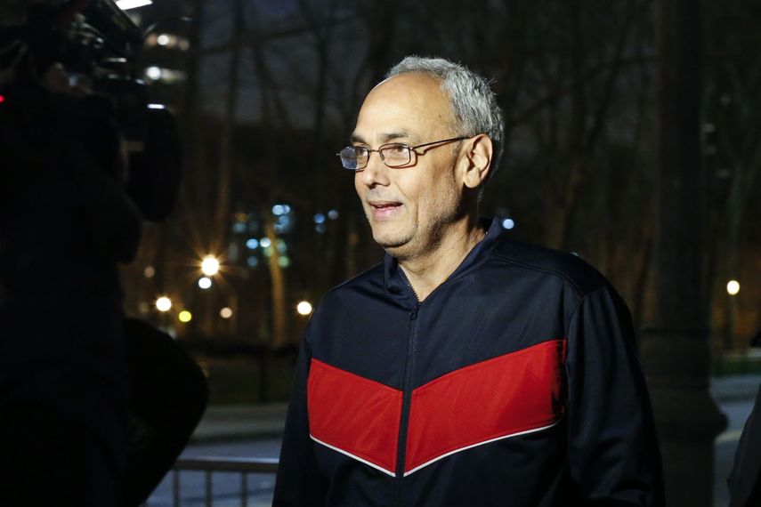 FIFA sanciona a expresidente del fútbol peruano por corrupción