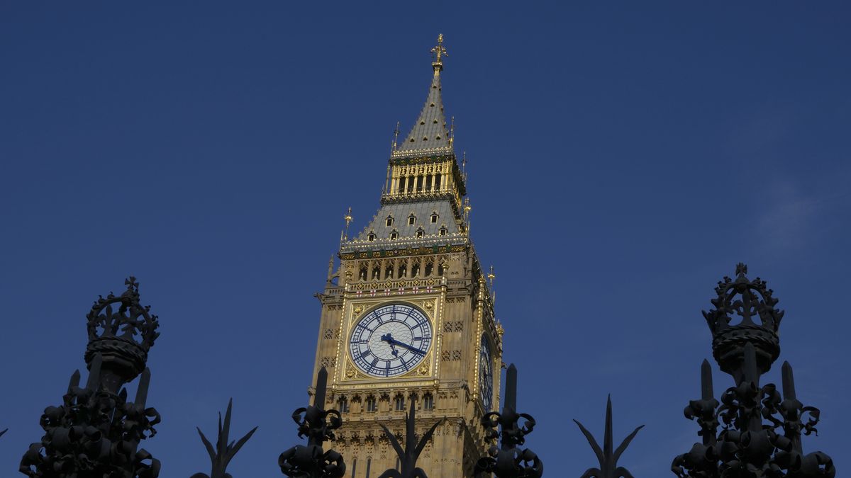 Todos buscan suceder a Johnson, quien renunció este mes como líder del partido después de que crecientes escándalos éticos que provocaron renuncias masivas en su gobierno.