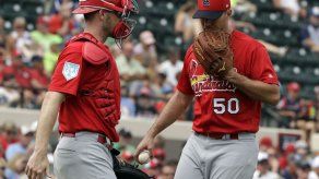 Cardenales suma a Wieters como receptor suplente de Molina