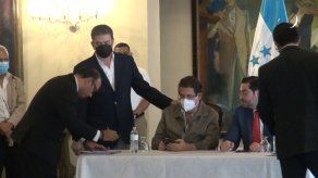 Fin de crisis en Congreso de Honduras con acuerdo favorable a presidenta Castro