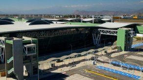 Aeropuerto de Santiago de Chile usará hidrógeno verde en sus vehículos desde 2025