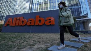 La fiscalía china desestimó en septiembre el caso contra el exempleado de Alibaba apellidado Wang, acusado de agresión sexual, y en lugar de eso le impuso una detención de 15 días. Zhou ha apelado la decisión.