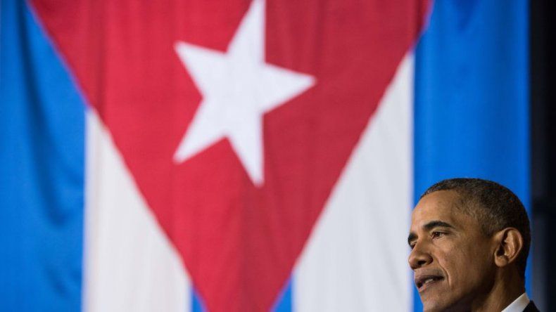 Obama llega al teatro de La Habana donde ofrecerá discurso al pueblo cubano