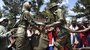 Inauguran en Kenia un memorial del levantamiento de los Mau Mau pagado por Reino Unido
