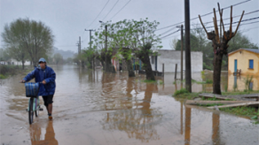 Baja nivel de ríos en Uruguay y se mantiene número de desplazados por lluvias