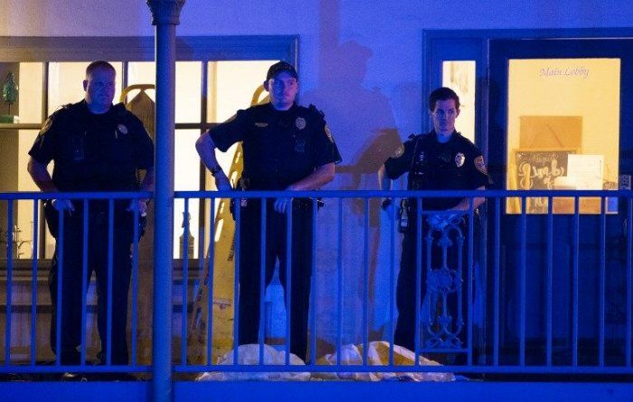 Dos muertos y cuatro heridos tras un tiroteo en un estudio de yoga en Florida