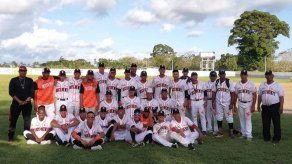 Panamá Metro gana en casa; Los Santos despide a su director