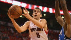 Rockets reviven ayudado por Scola