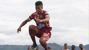 Defensa Luis Ovalle jugará en el Olimpia de Honduras