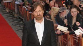 Viggo Mortensen utiliza sus posesiones como utilería en sus películas